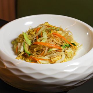 130 Spaghetti di riso con verure