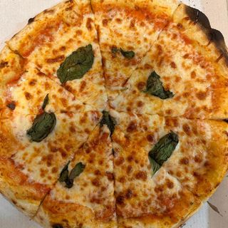 Pizza Margherita