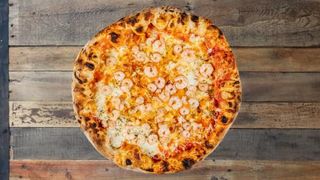 Pizza s jadranskim kozicama mala