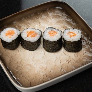 1S. Salmón (8 Uds.)