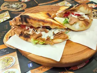 Doner sendvič