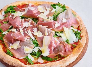 Pizza Crudo