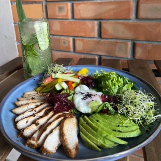 Боул з куркою