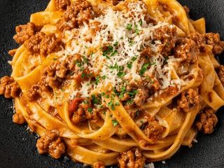 Tagliatelle po bolońsku  Tagliatelle Bolognese (300g)