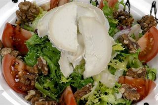ENSALADA QUESO CABRA NUECES