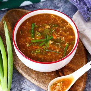 Hot and sour chicken soup