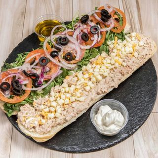 Bocadillo Tuna 30 CM