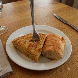 Combo cafe/infusion + pincho de tortilla