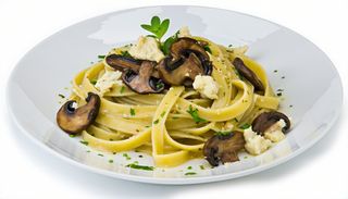 Tagliatelle cu hribi şi trufe albe