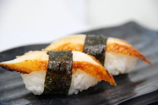 008 Nigiri anguilla - 2 pezzi