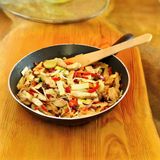 Poulet Aux Champignons Noirs + Bambou