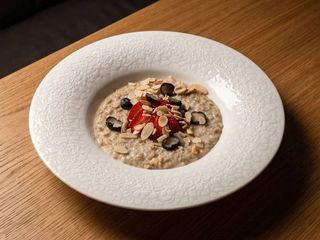 Вівсянка з ягодами (350g)