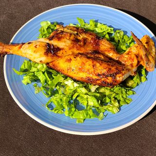 Pollo AlCarbon  (Media Ración)