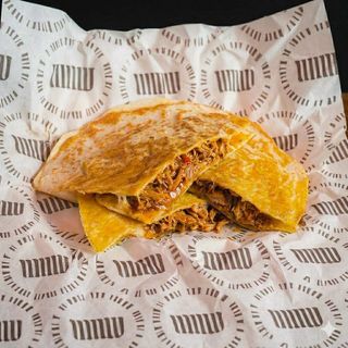 Quesadilla De Tinga De Pollo