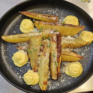 Картофи на фурна с Трюфелова Майонеза ( 250 гр.)