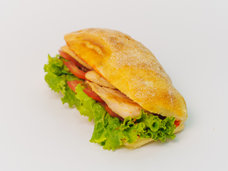 Чиабатта "Цыпленок с соусом из печеного перца" (0,220 кг)