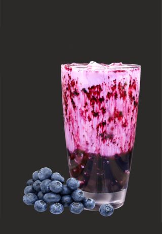 Blueberry milk tea (500мл)