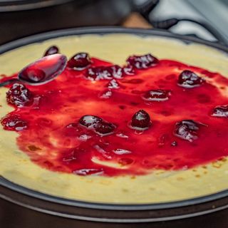 Vegan Pancake with jam/ბლინი ჯემთან ერთად/Веганский блин с домашним джемом