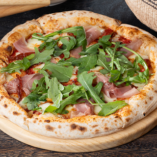 პიცა პროშუტო 33სმ