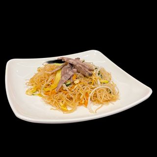 M157 Spaghetti di riso con manzo