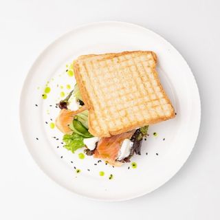 Тост с семгой