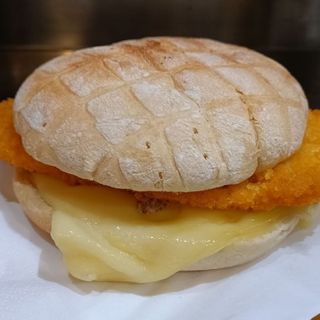 panino cotoletta formaggio