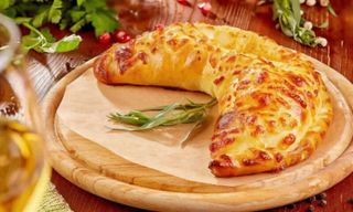 Гурули с яйцом и сыром