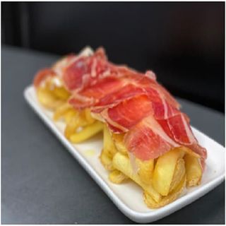 Huevos Rotos Con Jamon