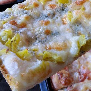 Salsiccia gorgonzola e patate