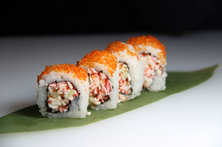 U94 Tobiko roll - 4 pezzi