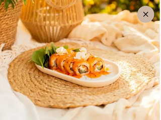 Калифорнийски рол с Лосос