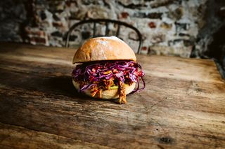 Pulled pork burger