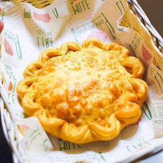 Gnocco ripieno Alici, Stracciatella e pomodoro