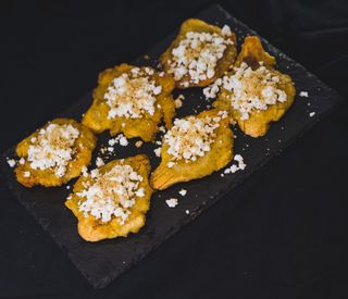 Patacones De La Perla (Ración)