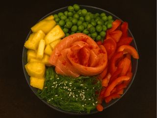 Bowl z łososiem (340g)