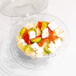 Sałatka Grecka z kurczakiem