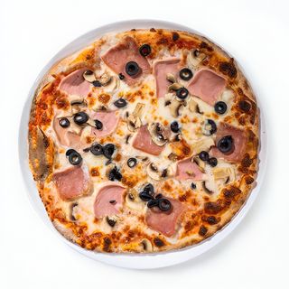 Quatro stagioni masline, mozzarella