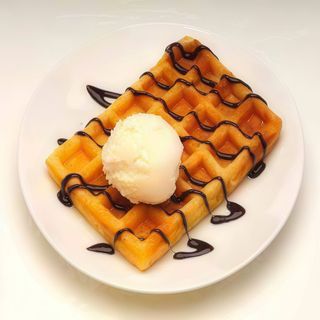 Gofre Con Helado De Vainilla