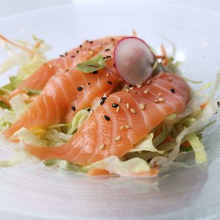 09. Insalata con salmone