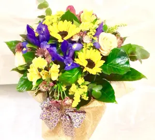 Bouquet country