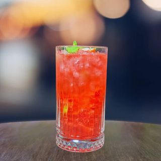 Полуничний мохіто б\а