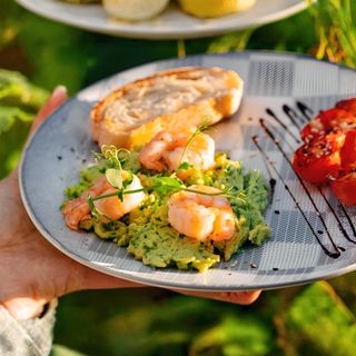 Green eggs with shrimps