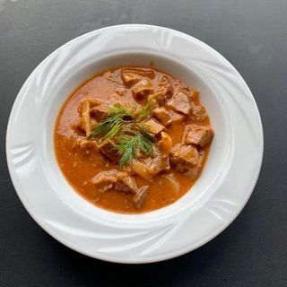 Гуляш из говядины