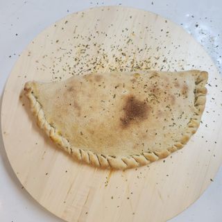 Pizza Calzone