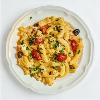 Пене с тиквички, чери домати и страчитела