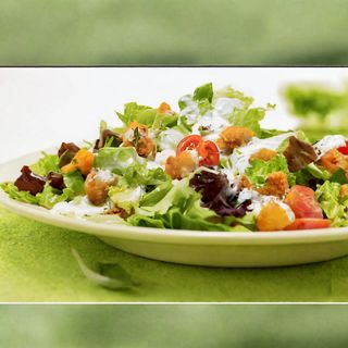 Салата Хрупкаво пиле (350г)