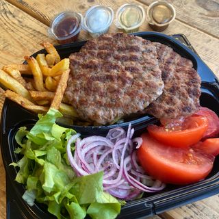 Телешка плескавица BOX  XL (700 гр.)