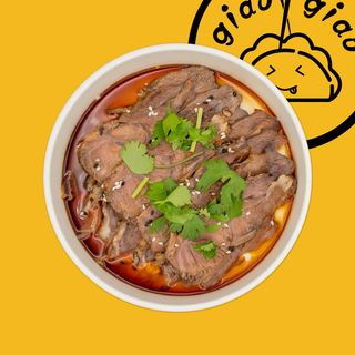 4. Tagliata di manzo con salsa agro piccante - piatto freddo