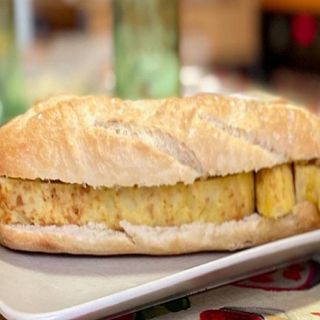 Bocadillo De Tortilla Española