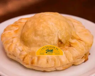 Pastel Pollo